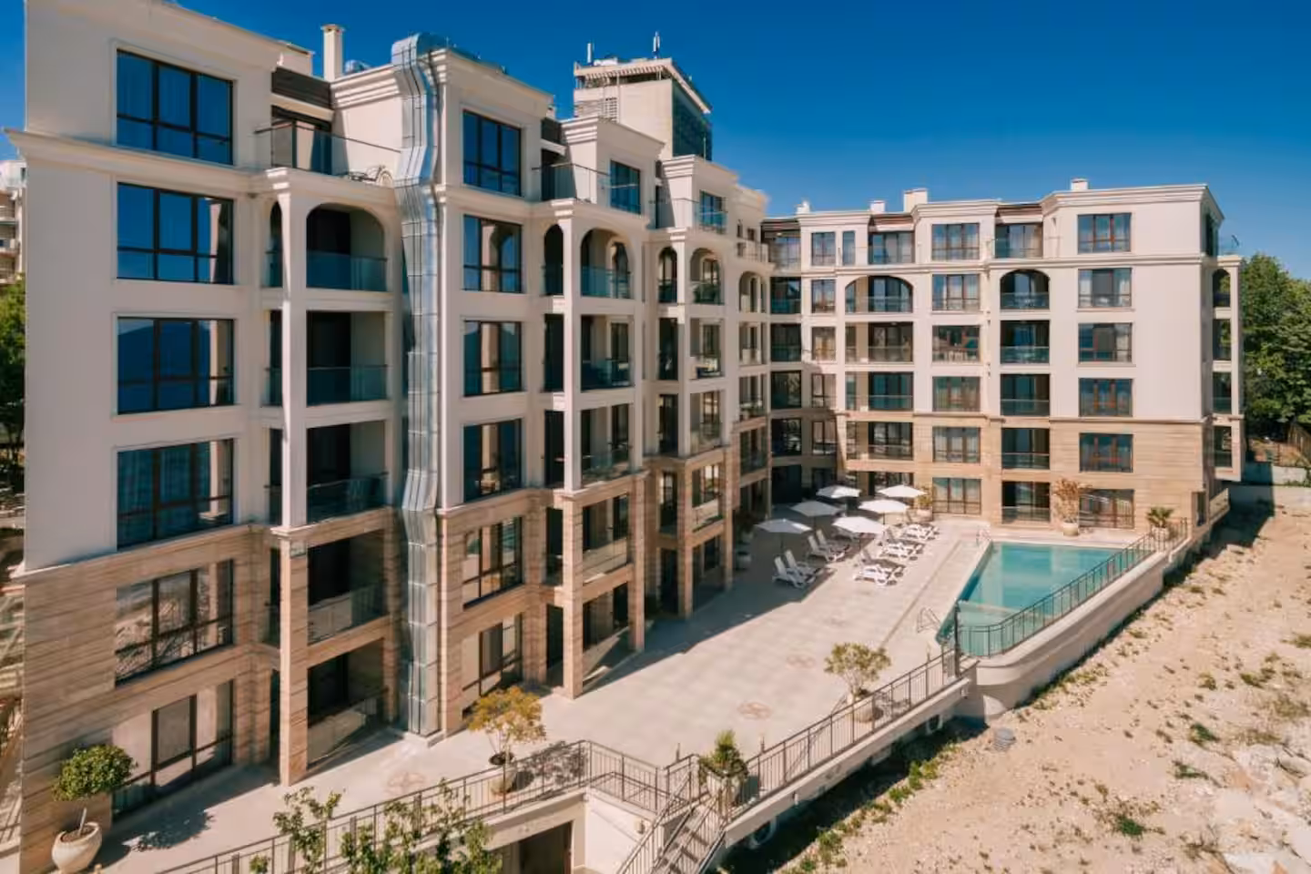 Apartment next to the beach