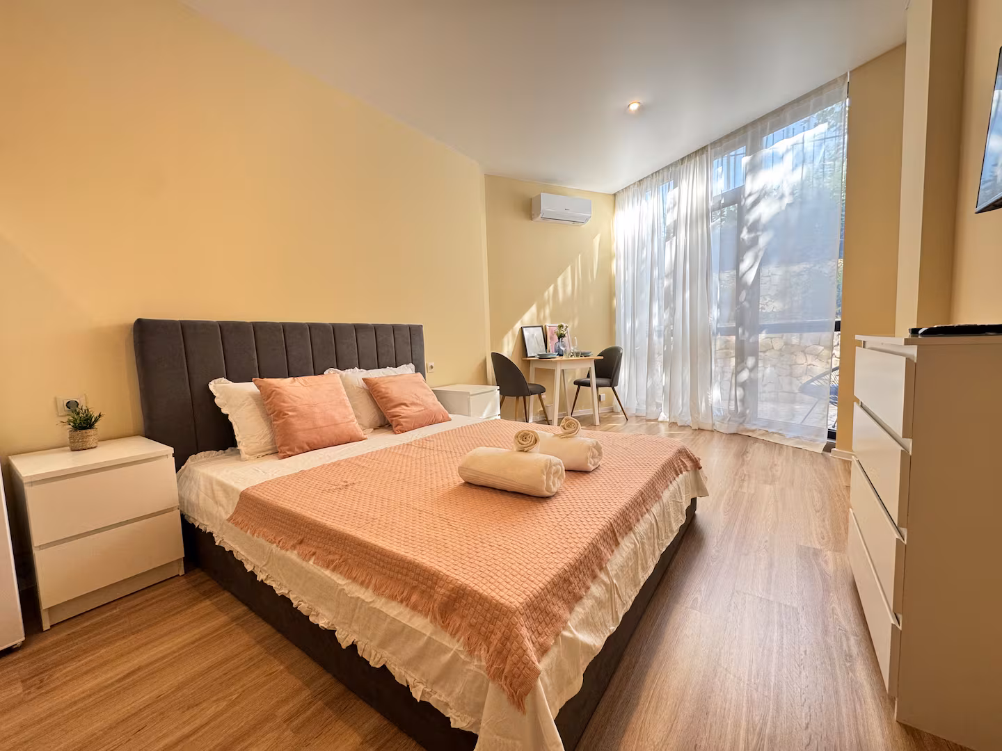 Aqua view Lux apart next to the sea / pool photo 14