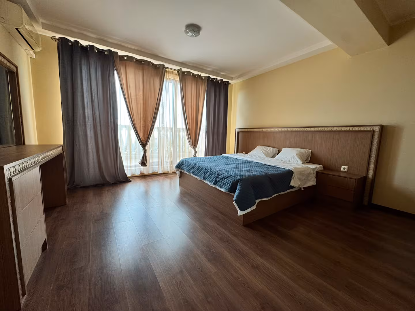 Argisht Palace apart photo 11