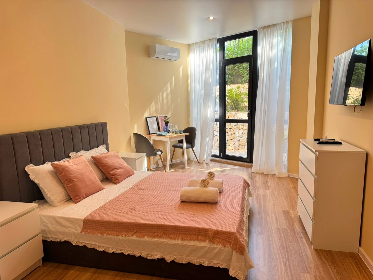 Aqua view Lux apart next to the sea / pool photo 15