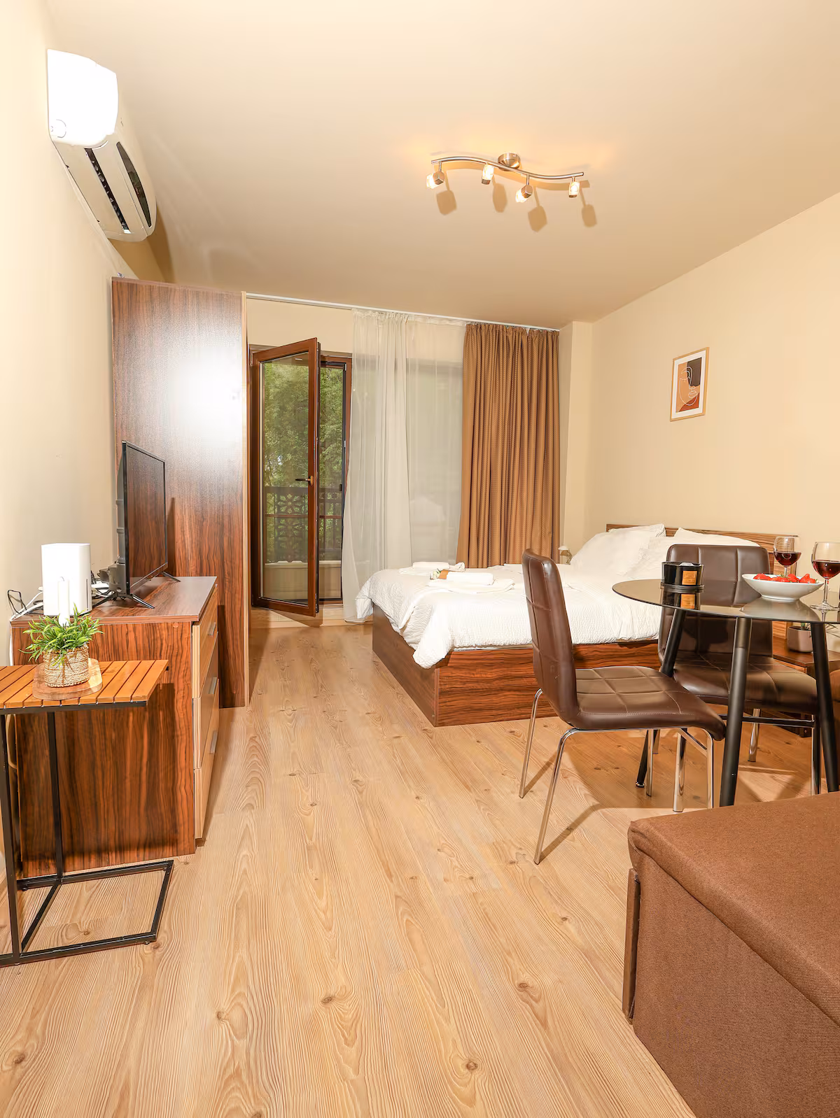 Cozy studio Argisht Partez